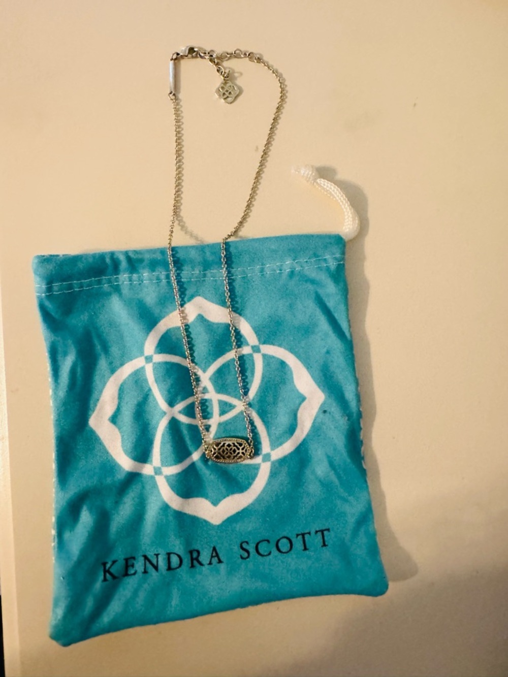 Kendra Scott Gold Filigree Pendant Necklace with Turquoise Pouch
